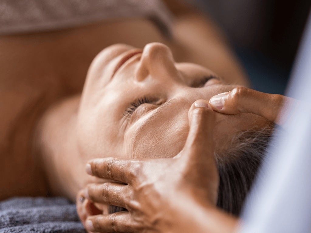 Técnicas de terapia facial